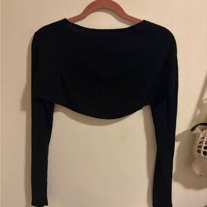 Women's Black Ribbed Cropped Long-Sleeve Top